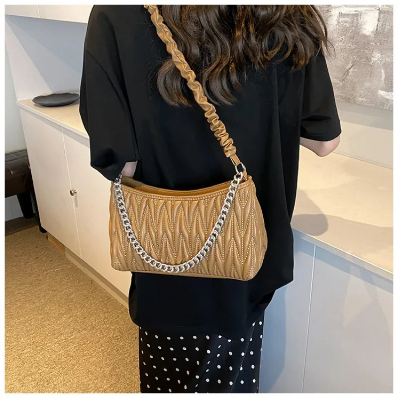 

Высококачественная женская кожаная большая сумка в горошек с повседневным винтажным и парижским шикарным пригородном стилем ​