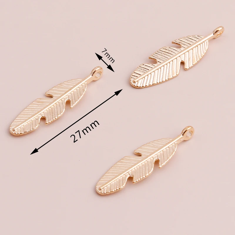 Leslie 20 Stück 27 x 7 mm goldfarbene Blatt-Anhänger, Feder-Charms für DIY-Armbänder, Halsketten, handgefertigten Schmuck, Zubehör – Detail 1