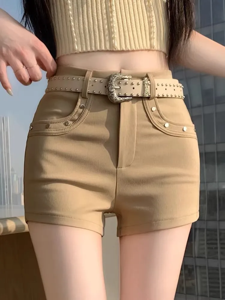 Women's Khaki Shorts 2026 New Spring Summer Hot Girl Rivet Stitching Slacks High Waist Outer Wearing A-Wrong Hip Hot Pants Ins