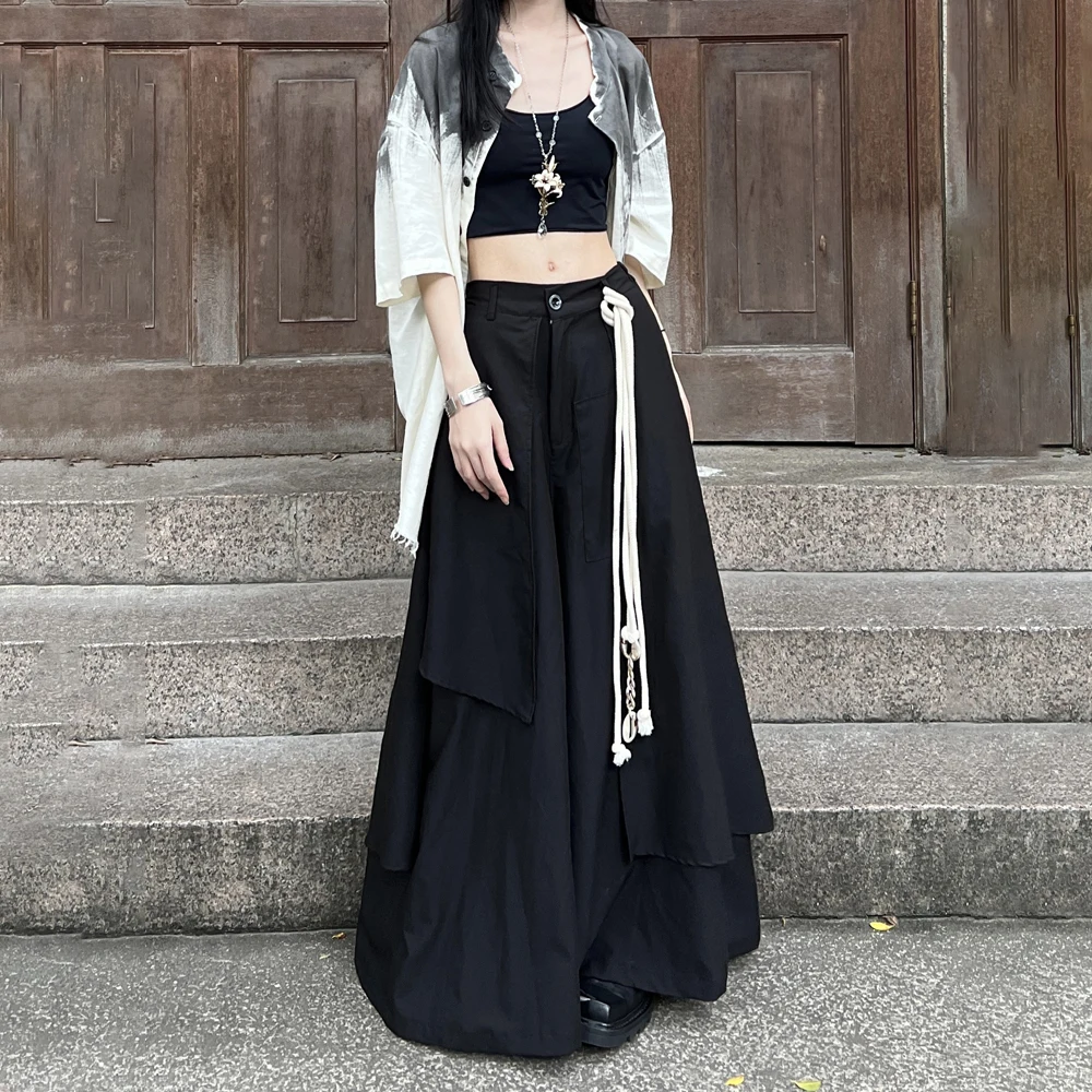 Y2k تنورة داكنة السراويل طبقة مزدوجة غير متناظرة الساموراي غير رسمية الجنس الشارع الشهير موضة القوطية واسعة الساق هاكاما للجنسين
