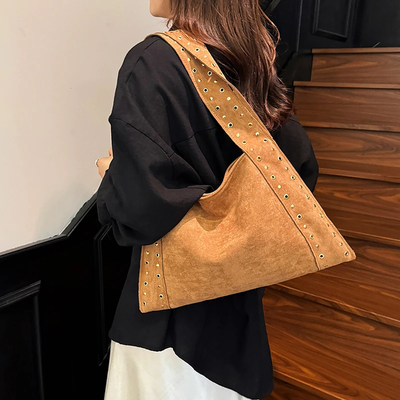 

Vintage Rivet Underarm Shoulder Bag,Designer Large Capacity Women Tote Bag,Trendy Solid Color Suede Leather Handbag,Black,Brown