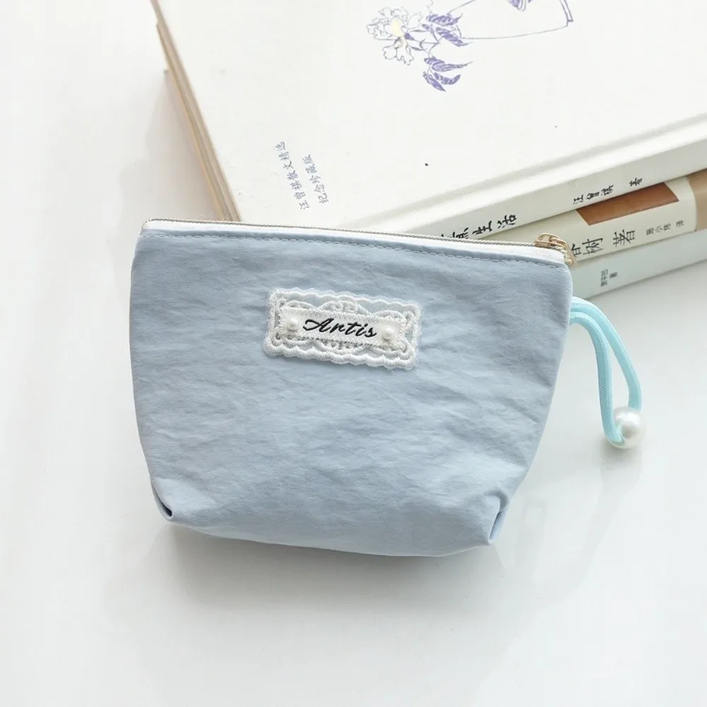 Solid Color Coin Purse Embroidery Pattern Polyester Sanitary Napkin Storage Bag with Zipper Mini Storage Bag Multi-Purpose Use