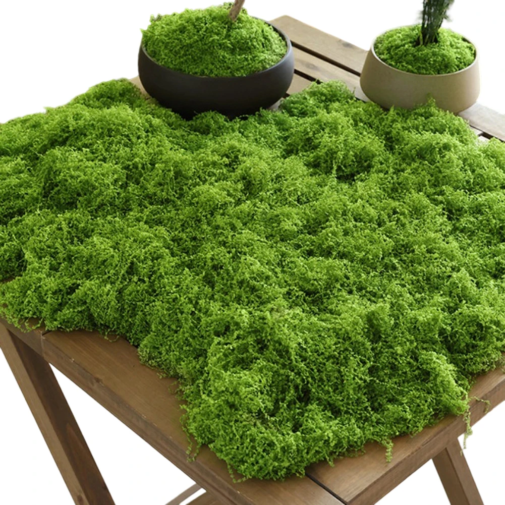 Artificial Moss Grass Mat with 200g Synthetic Turf for Miniature Landscaping and Decorative Plant Arrangements