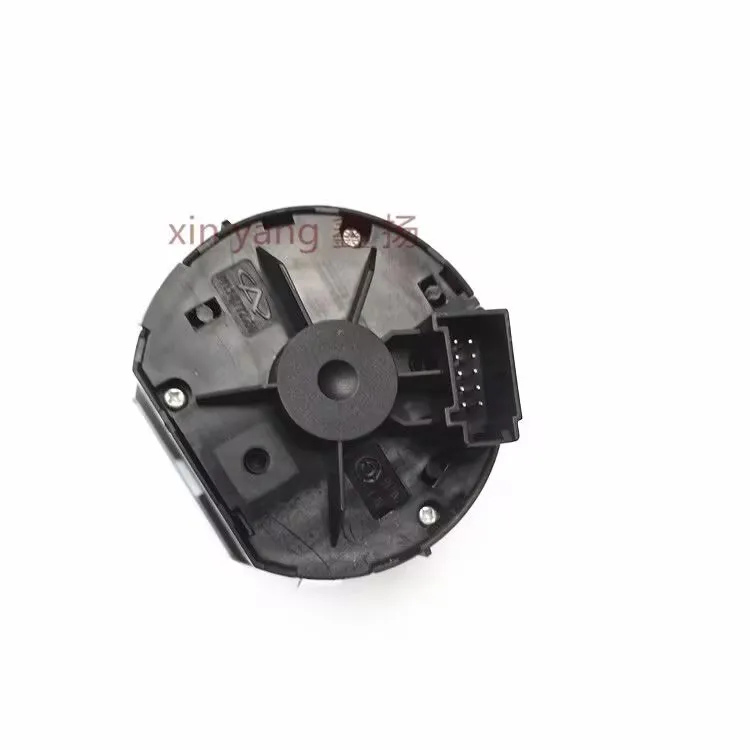 Interruptor de luces delanteras y antiniebla para Chery A3/Cielo M11, interruptor de faros con ajuste manual M11-3772050