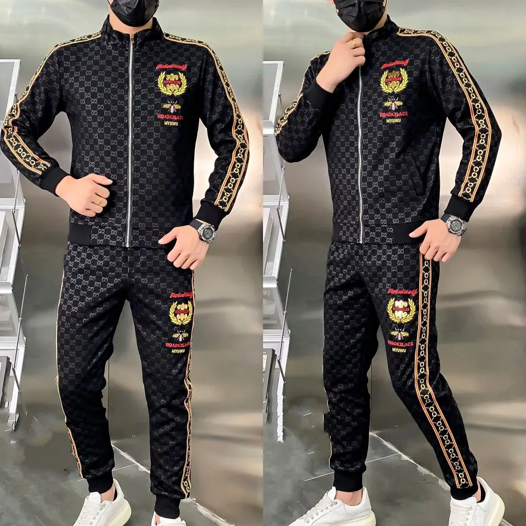 2024 men\'s spring and autumn new leisure sports coat two-piece suit is handsome, simple and versatile.