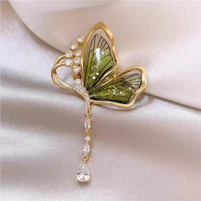 Delicate Butterfly Brooch for Women Men Lovely Insect Brooches Pins Jewelry Accessories Party Gifts 2025 Trend Cool Thing