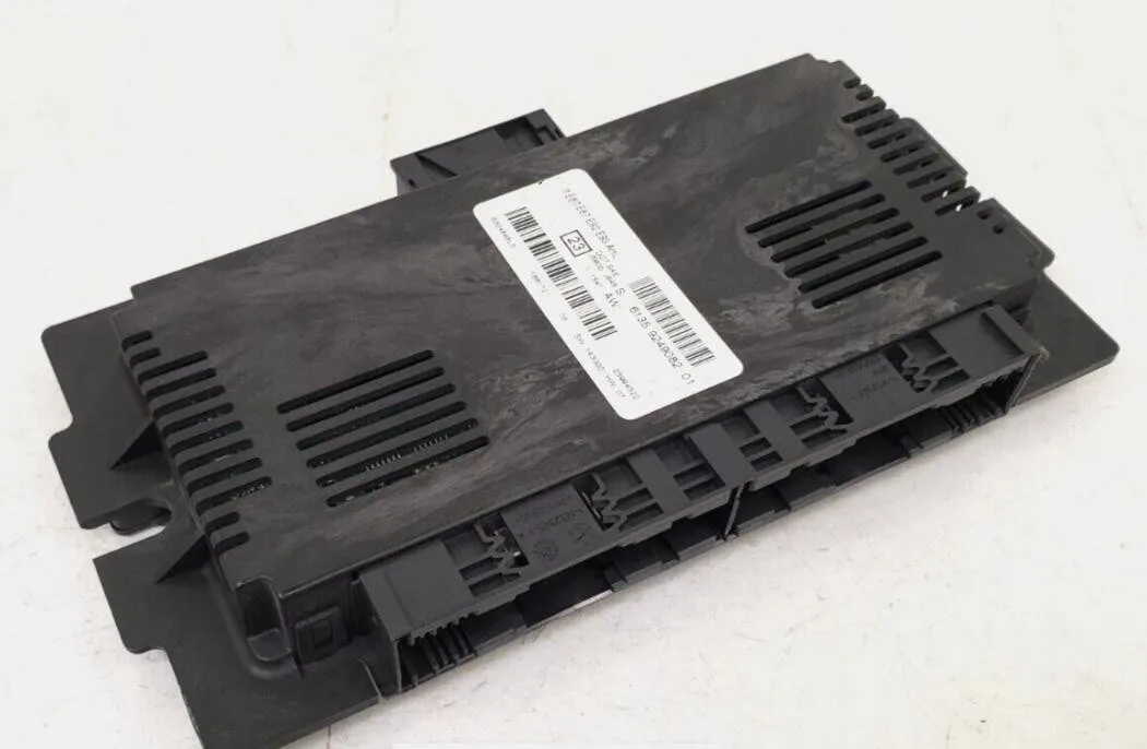 new  1 set Footwell Module 3 Control Unit Uncoded for BMW E84 E90  X1 2006-2013 61359249082