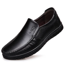 Zapatos de piel auténtica antideslizantes para hombre, calzado informal de piel de vaca, color negro, de mediana edad, novedad de 2024