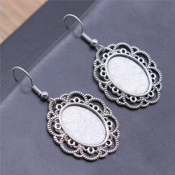 Vintage 2 Colors 13x18mm Oval Flower Style Cameo Cabochon Pendant Base Setting Dangle Earrings Fit Women Party Gift
