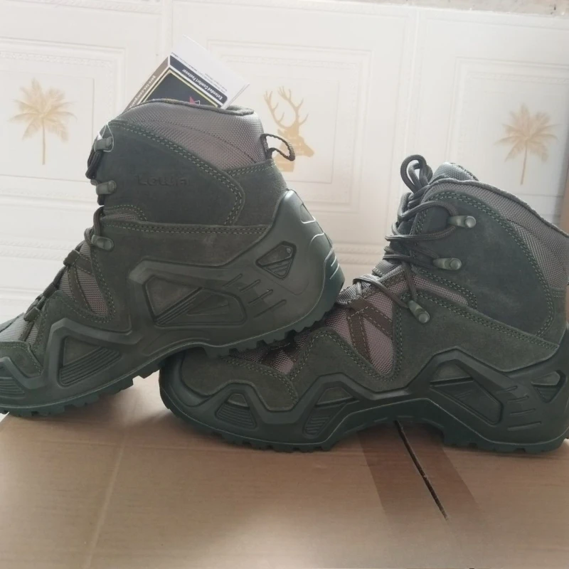 Luxury Brand Men Outdoor Boots Designer Mountain Climbing Shoes Man Good Quality Hiking Shoes For Mens Anti Slip Hunting Boots