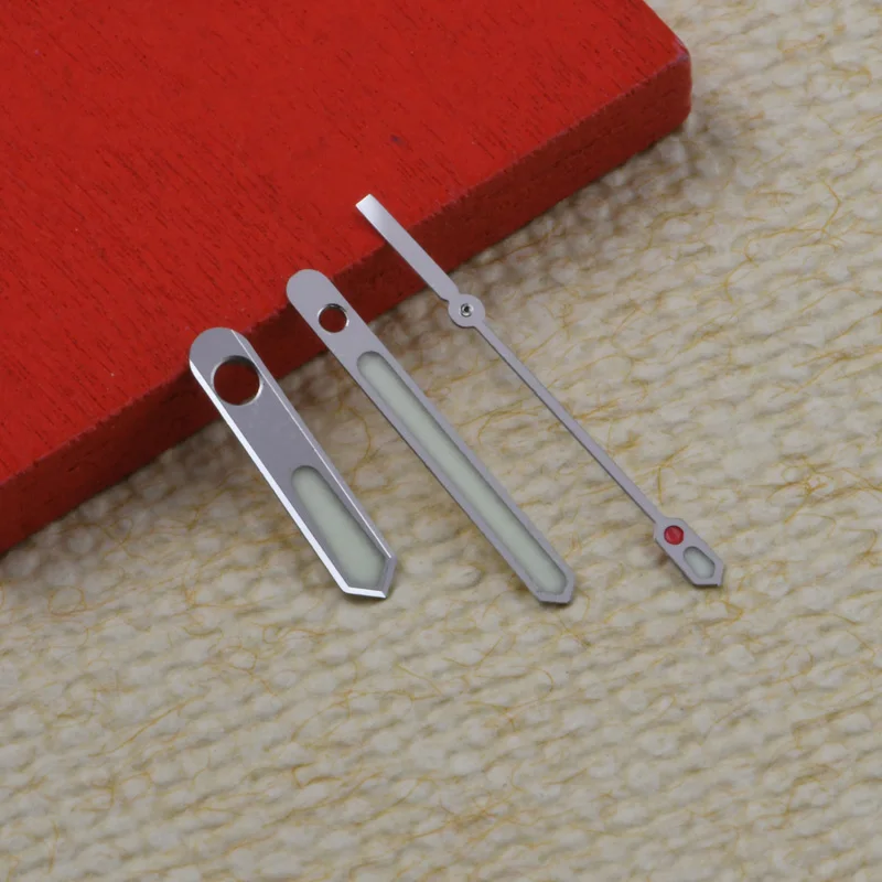 

Светящиеся стрелки для часов SKX007/009 Tuna, подходят для часов Turtle, Marine Master, для механизмов NH35/NH36, совместимы с автоматическими часами Seiko, запчасти для часов.