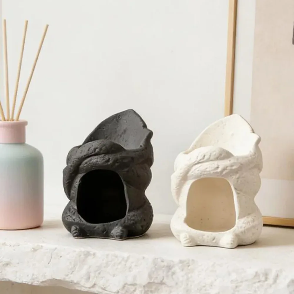 Porcelain Aromatherapy Burner Essential Oil Furnance Candle Holder Fragrance Censer for Living Room Indoor Use