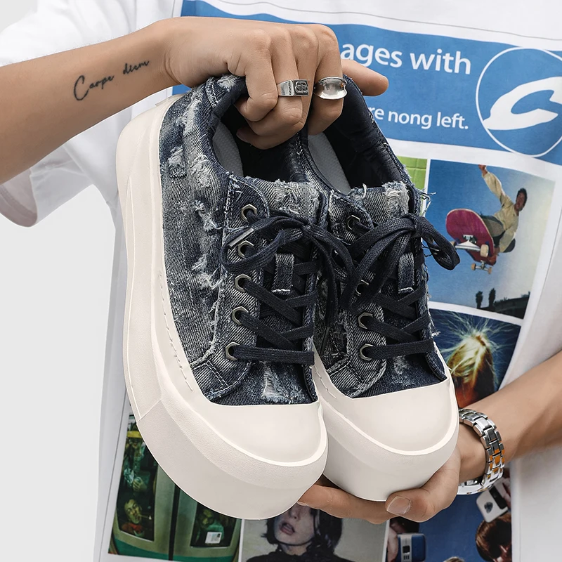 

2026 New Trendy Men's Casual Sports Shoes Korean Edition Fashion Board Shoe Canvas Commuter Shoes Denim thick soled Walking Shoe