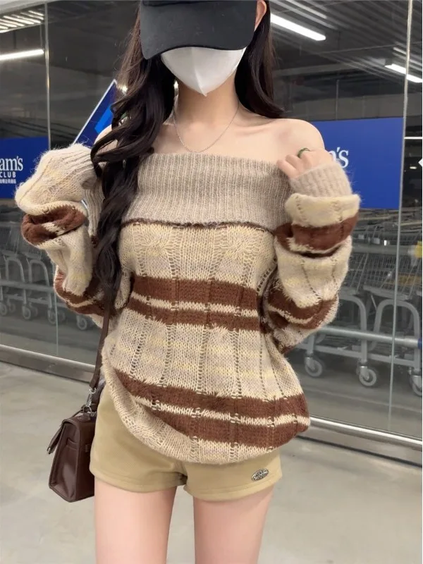 Morbido e accogliente maglione lavorato a maglia una spalla allentato da donna Sle Autunno 2025 Casual dimagrante semplice abbinato tutto allentato Top