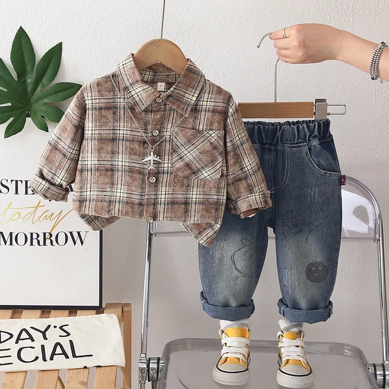 幼児男の子用秋服セット2026春秋ファッションチェック柄ポケットシャツとパンツのツーピーススーツ子供ベビー男の子用衣装
