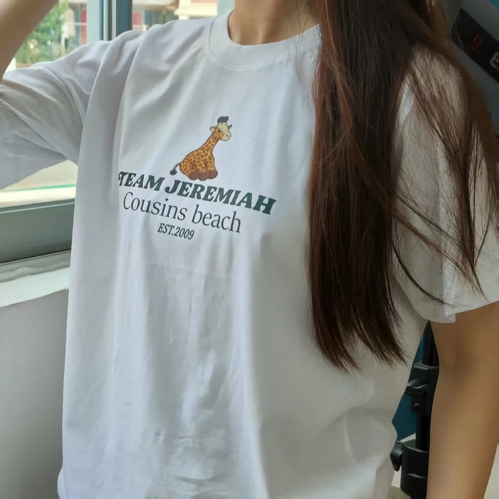 تي شيرت نسائي جميل على الوجهين من الصيف تي شيرت للشاطئ تي شيرت فريق كونراد بطن إرميا قميص سوف نصل على صيف دائمًا