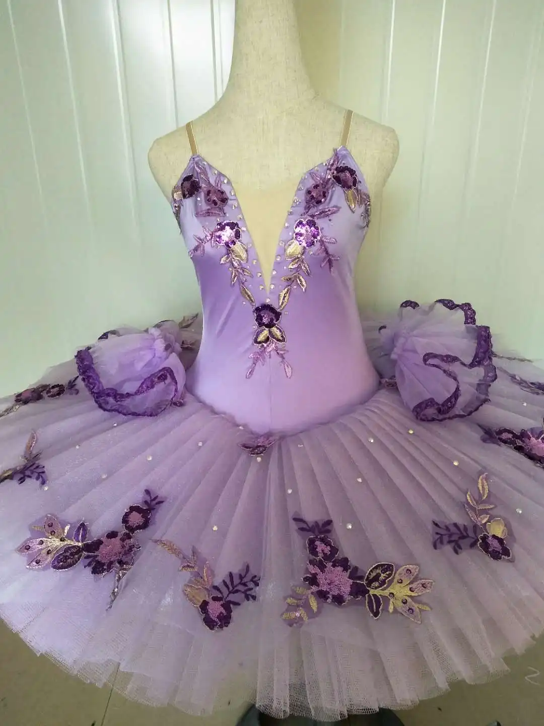 

New Ballet skirt Professional classical Pancake Tutu costumes