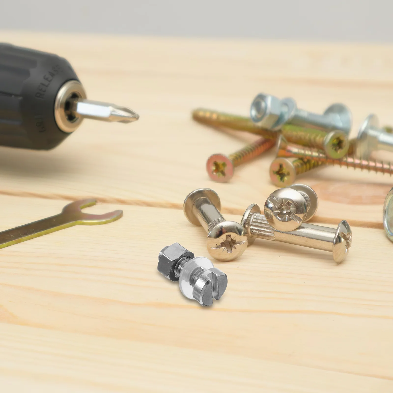 

2Pcs M2.5x0.45-7 Turntable Screws Cartridge Mounting Kit for Player Audio Headshell Installation Hardware