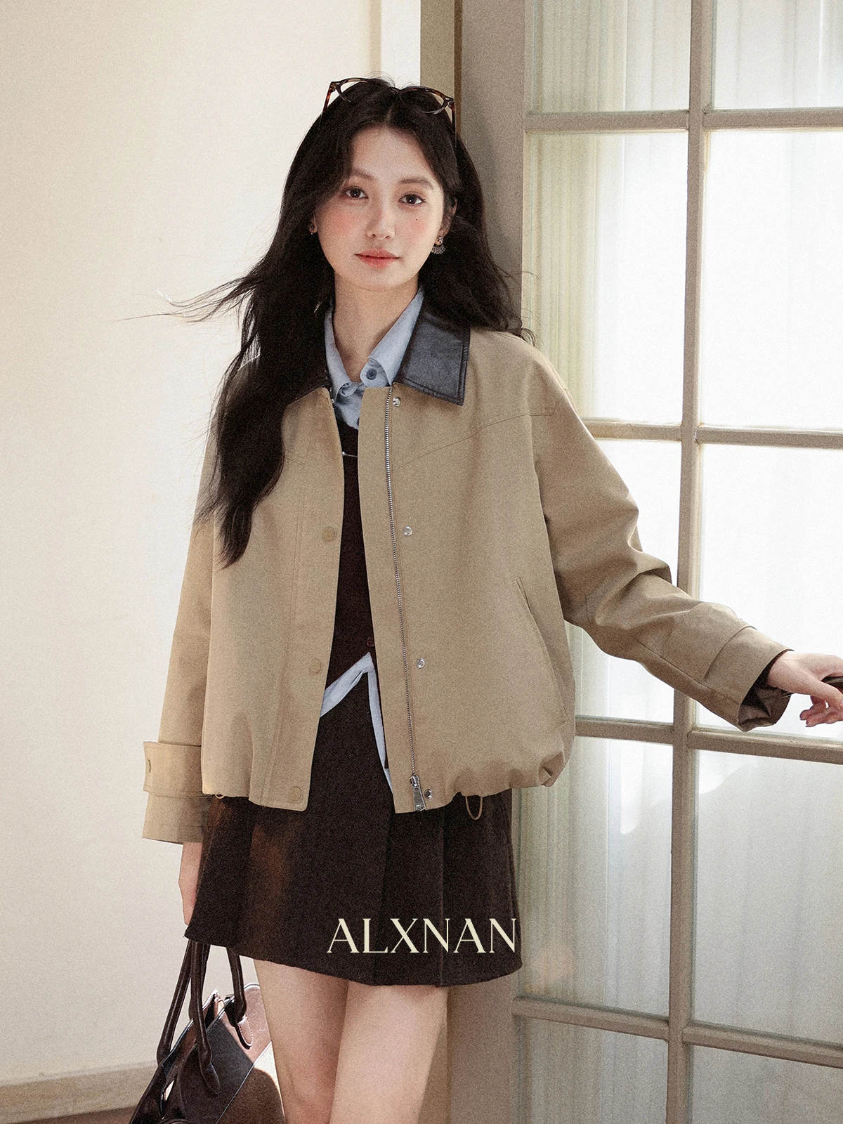 

ALXNAN Vintage Brown Women's Jacket Drop Shoulder Lapel 2025 Autumn Short Coat Loose-fit Casual Long Sleeve Tops Female L57256