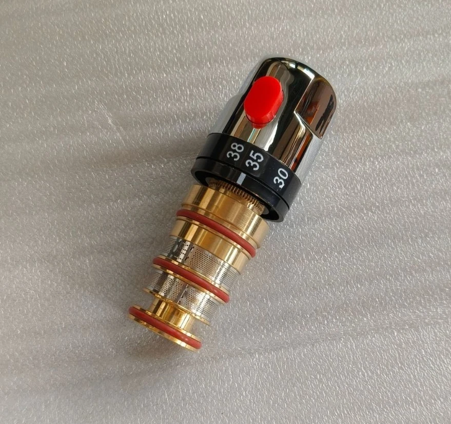 Brass Thermostatic Mixing Valve Ceramic Cartridge Temperature Control for Solar Water Heater WJ911