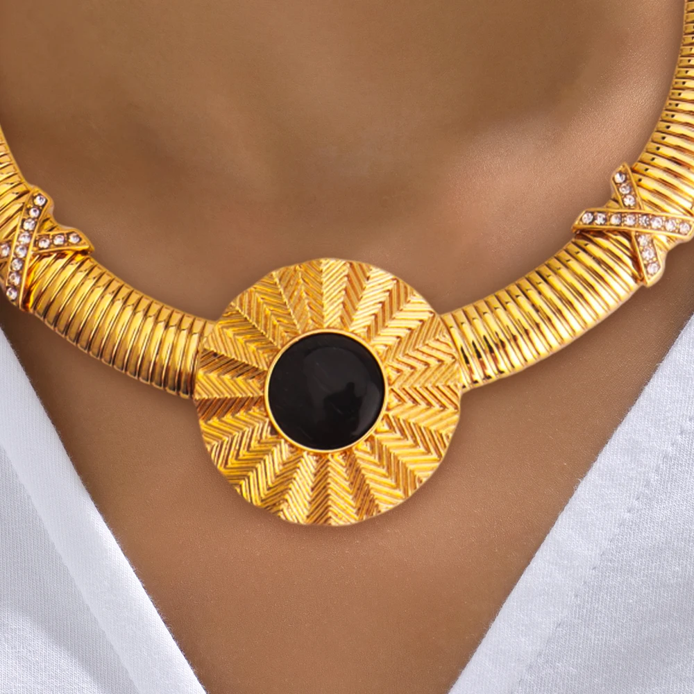 

YM Gold Color Jewelry luxury Sets Women Necklace Earrings Bracelet Rings 4-piece Set Dubai France Wedding Banquet Party Gifts