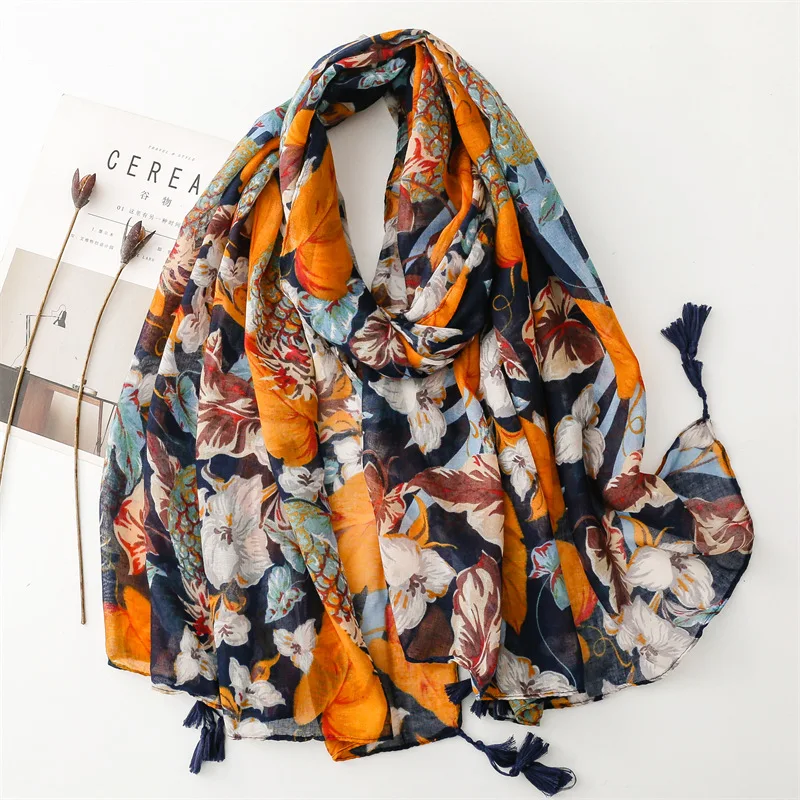 Fruit Pineapple Print Winter Women Scarf Beach Shawl Lady Fashion Flower Scarves Tassels Bandana Pashmina Wrap Hijab Muffler