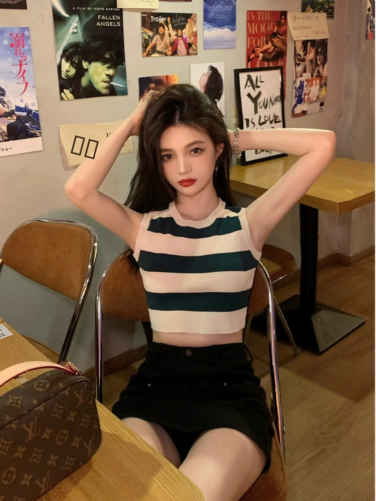 

Женский летний вязаный тонкий полосатый топ EU IIWAN Spicy в корейском стиле, повседневный, с круглым вырезом, стандартный крой