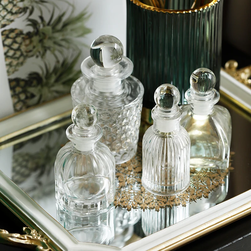 European Retro Court Glass Perfume Bottle Sealed Glass Jar Transparent Candy Jar Kitchen Spice Bottle Girl Room Storage Box Home