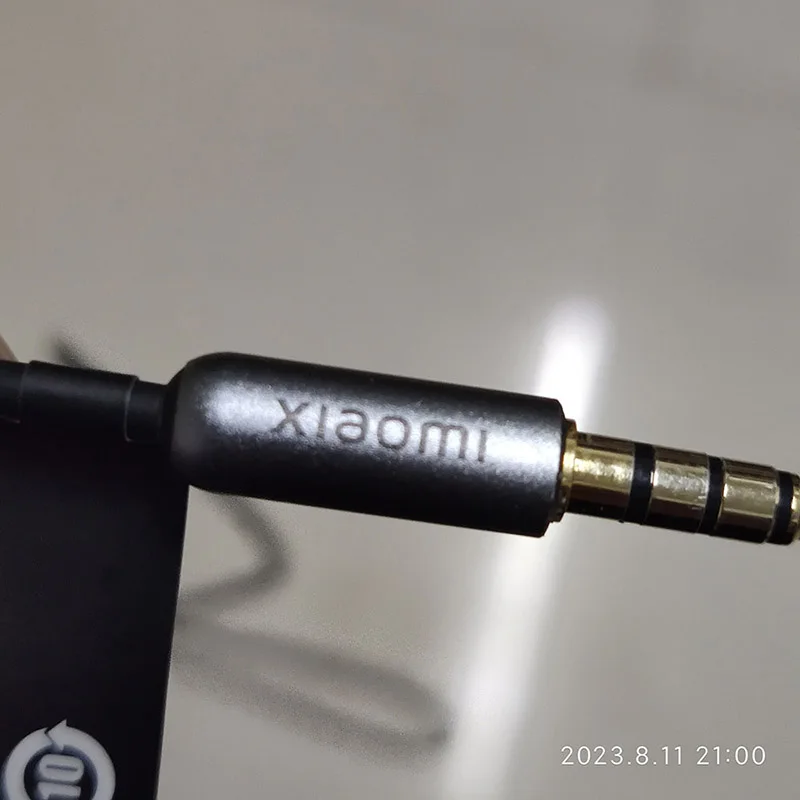 سماعات أذن Xiaomi Pro HD Mi Hybrid Piston Earphone وحدة Microplate المغناطيسية السائل سيليكون الحجاب الحاجز الصوت عالي الدقة