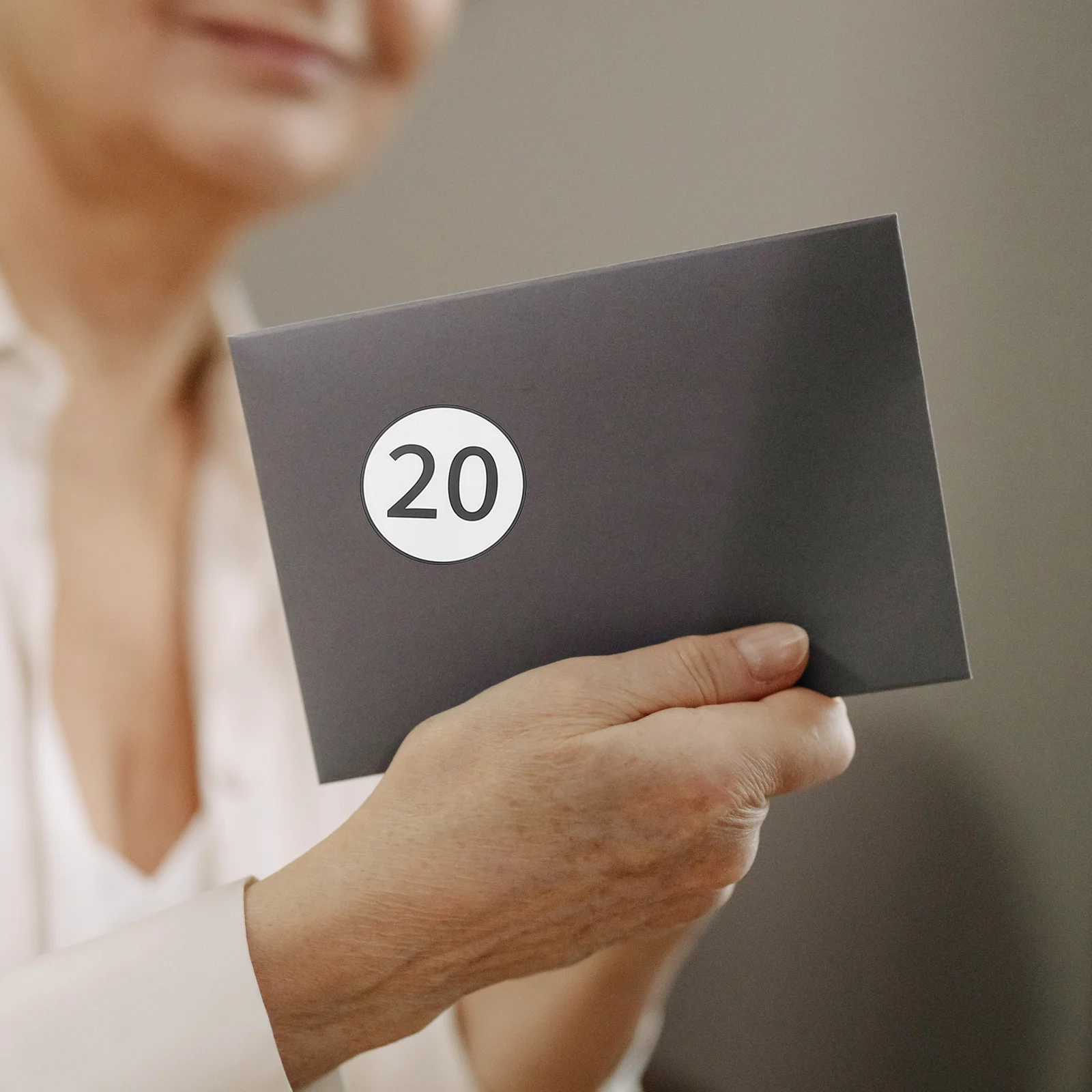 

40 шт. самоклеящиеся наклейки с номерами, маленькие этикетки из ПВХ для классификации, организации класса, офиса, контейнеры для хранения