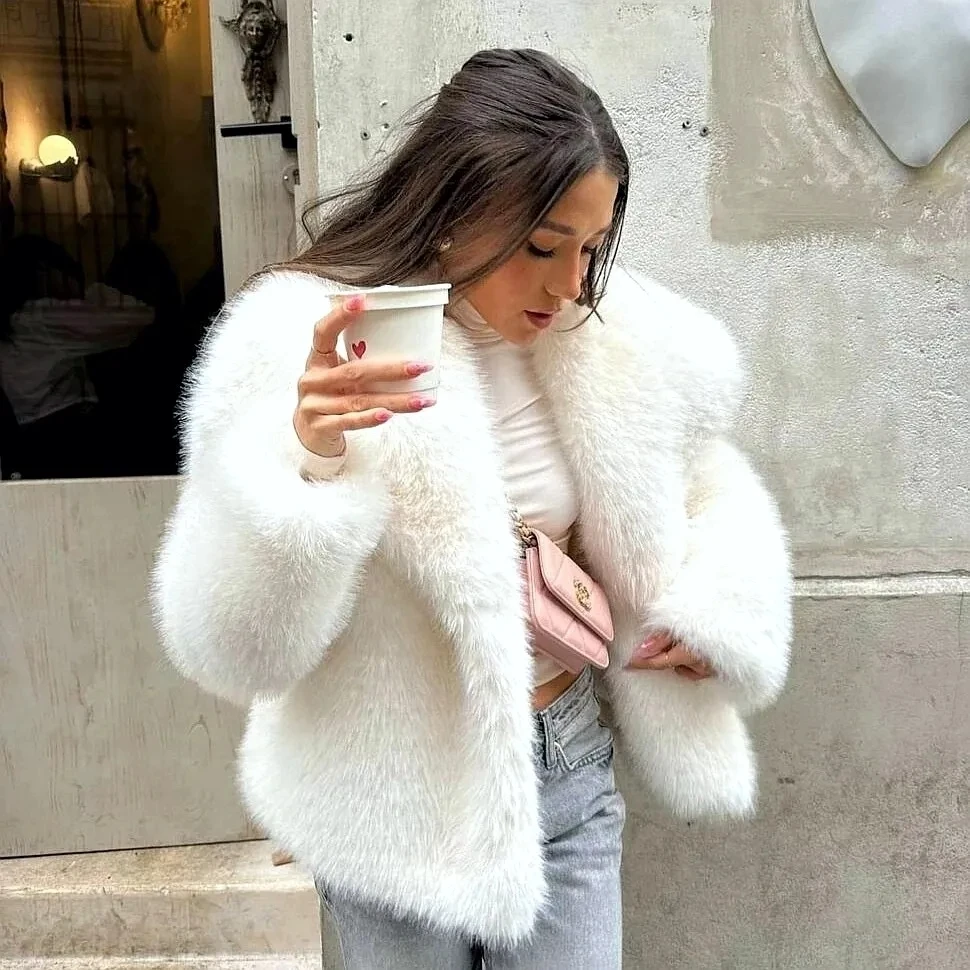 2025 Autumn Winter New Lapel Imitation fox fur Jacket For women Fashion Short Thicken Environmentally friendly Loose Warm Coats