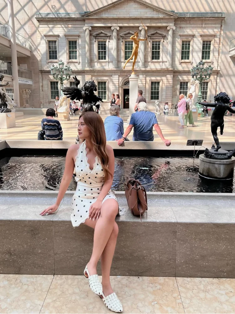 Abito sexy in raso a pois con scollo all'americana Donna Chic Backless con spalle scoperte Scollo a V Patchwork in pizzo Mini abiti slim 2026 Abito da donna Street