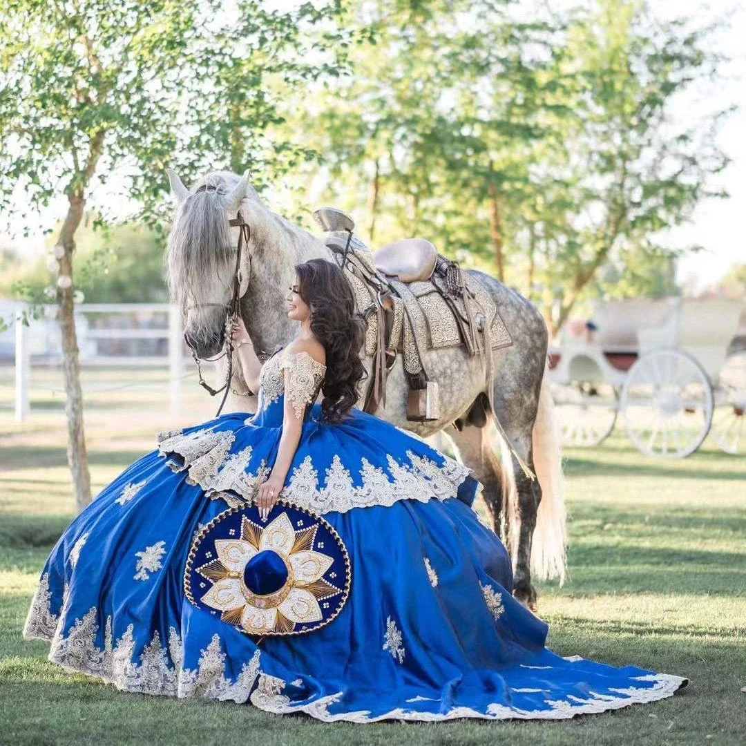 ANGELSBRIDEP Royal Blue Quinceanera Dresses Off The Shoulder Appliques Sweetheart Sweep Train For Sweet 16 Girl Ball Gown