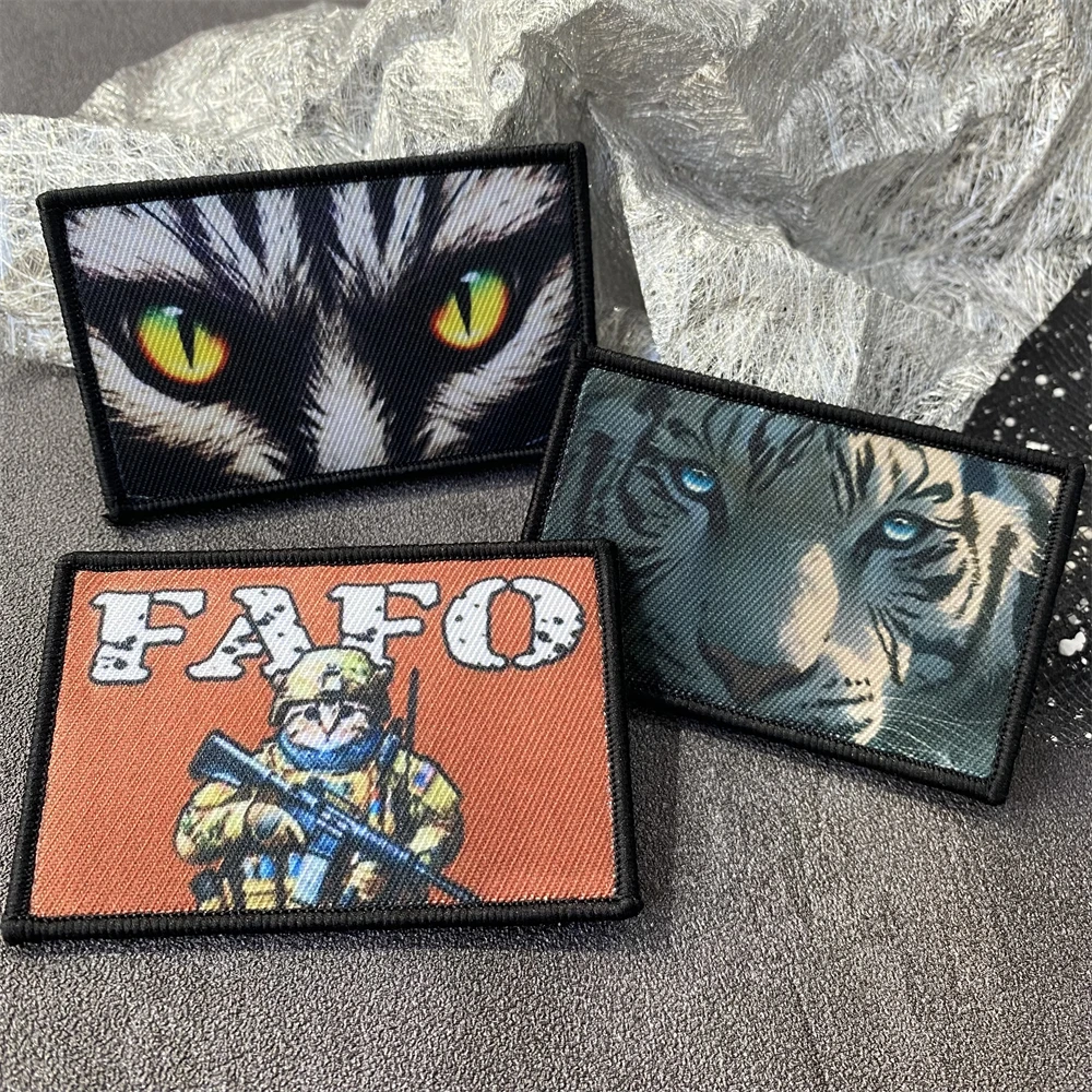 

FAFO Shogun Samurai Cat Morale Military Badge Patches Cat Tiger Eye Tactical Armband Hook and Loop Backpack Hat Army Stickers