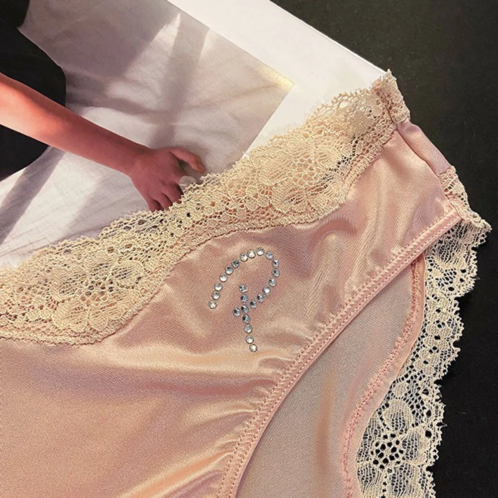 

WomenLow-waist Seamless Bikini Cotton Crotch Briefs Women's Extreme Underwear Letter Satin Lace Japanese Women's Panties Classic