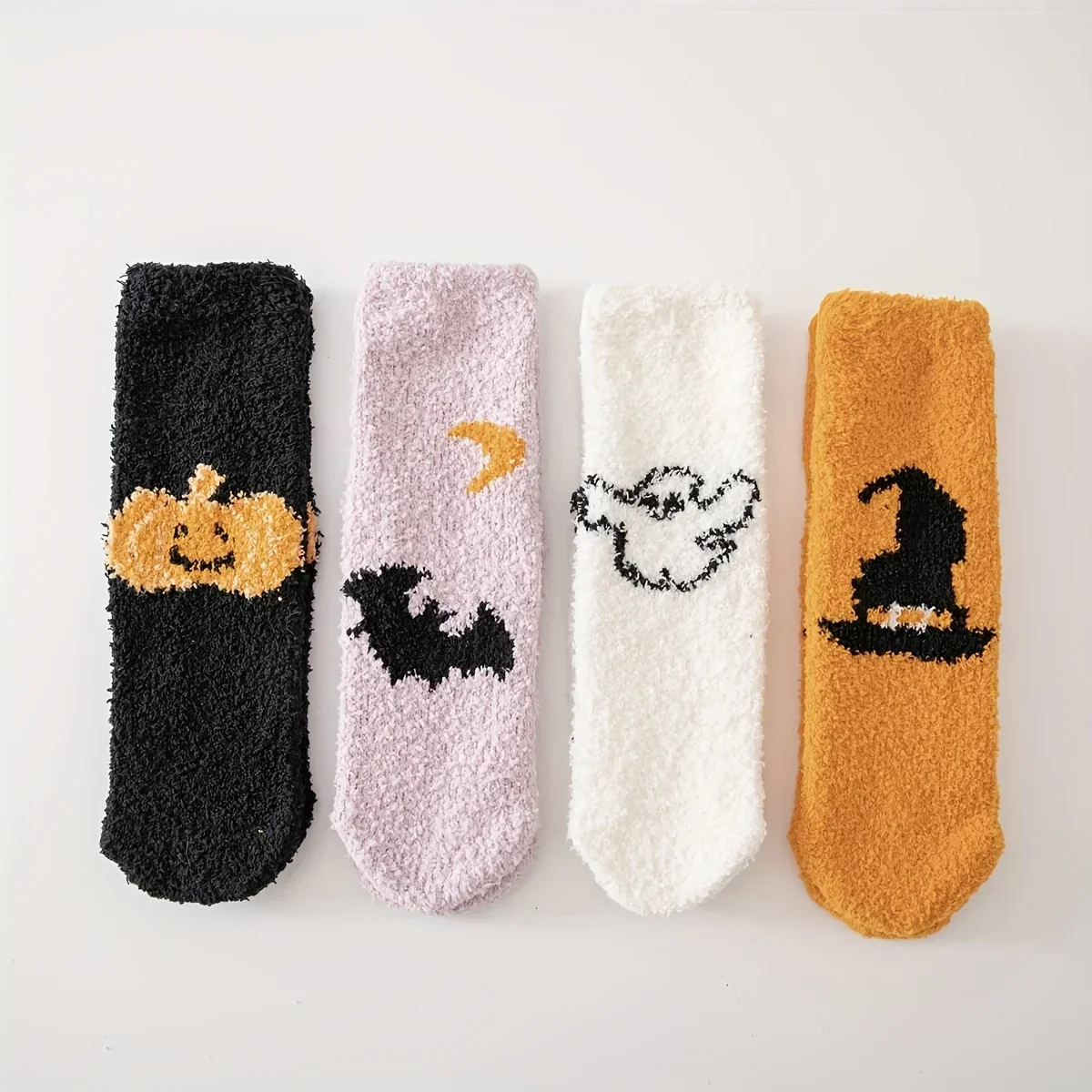 4 Pairs Pumpkin & Bat Print Socks, Cute & Funny Halloween Fuzzy Socks, Women\'s Stockings & Hosiery