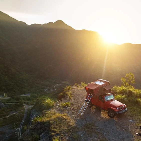 160x210x110cm Rollover Camper ABS Hard Case Automatic Aluminum Roof Top Tent