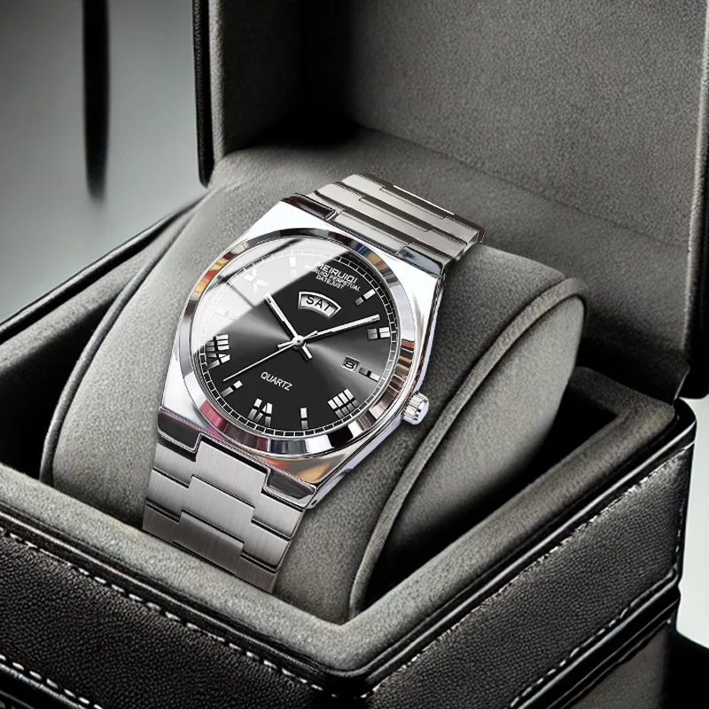 A men's silver Roman numeral dial with week function display for luxurious business and leisure quartz watch