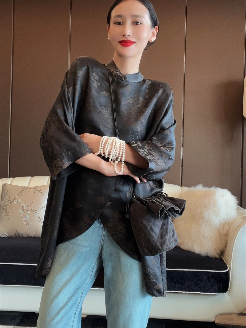 borsa-a-tracolla-buet-in-cotone-trapuntato-con-diamanti-retro-dstring-regolabile-in-tessuto-di-seta-fraance-cloud-per-donna