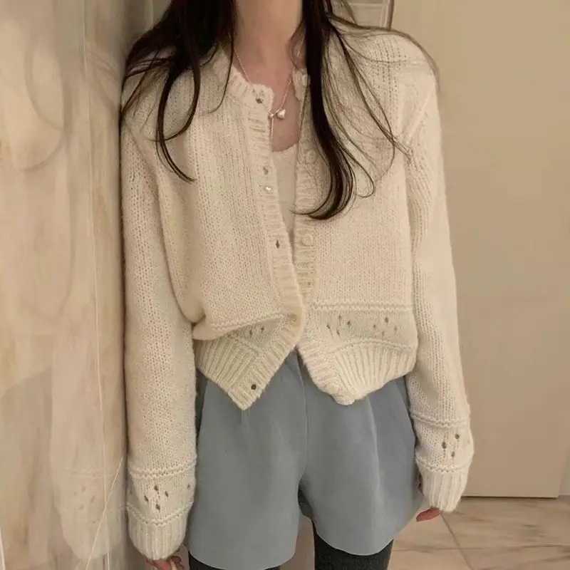 

Милый студенческий полый жаккардовый вязаный кардиган с круглым вырезом для завтрака, женский повседневный мягкий свитер