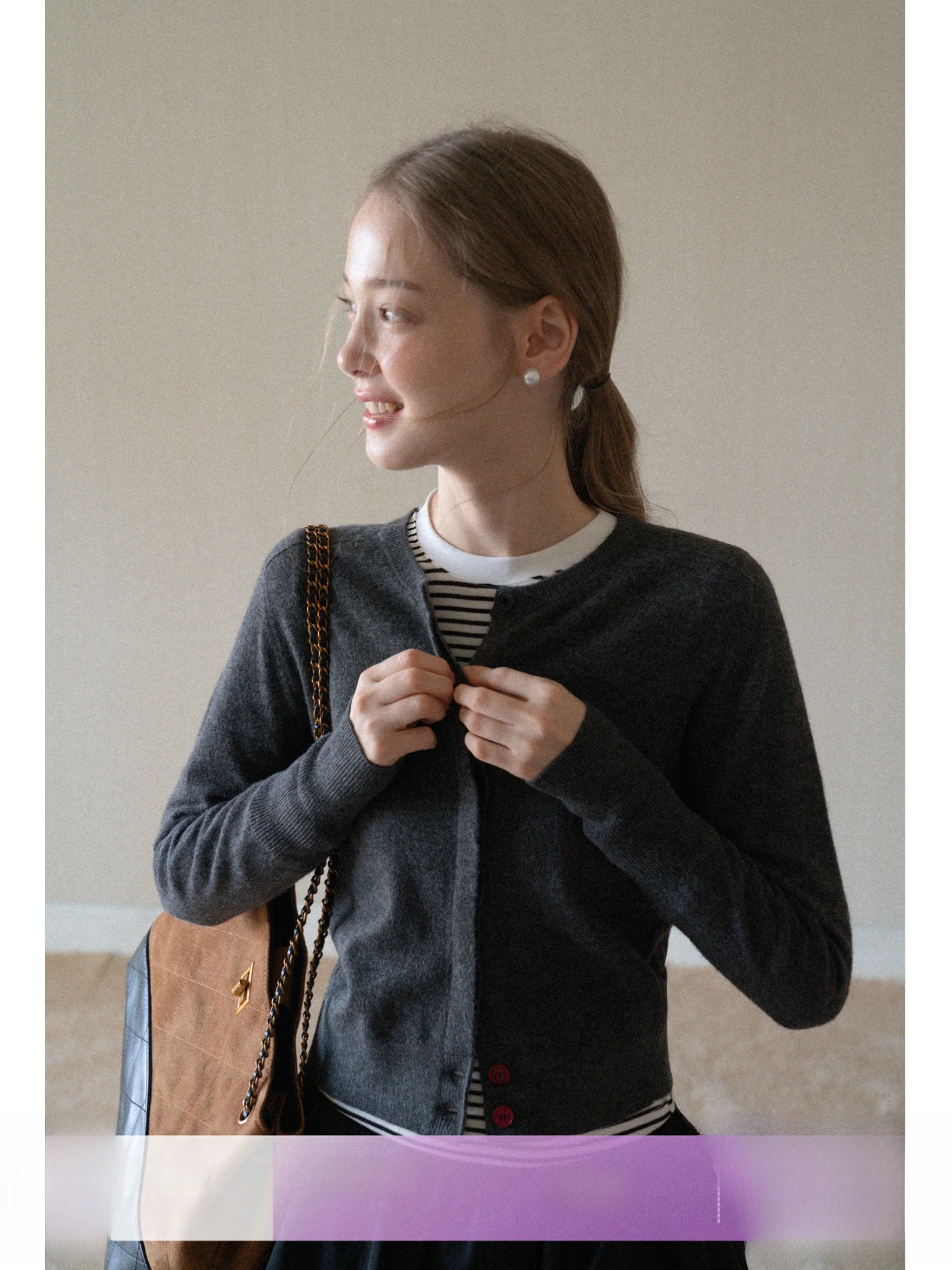 

Вязаный топ Eggka Color Blo с глубокими глазами, облегающий топ без рукавов, повседневный топ из полиэфирного волокна, мягкий, удобный для кожи...