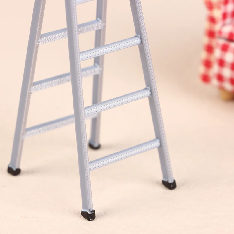 

Dollhouse Miniature Ladder Model, 1:12 Plastic Display Prop for Furniture, Micro Scene Building Toy.