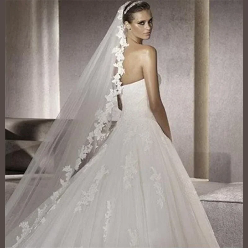 Bianco Da Sposa In Pizzo Bordo Veils Hot Vendita 300 CENTIMETRI Cattedrale Velo Da Sposa Su Misura Made Avorio Tulle Accessori Da Sposa Per La Sposa