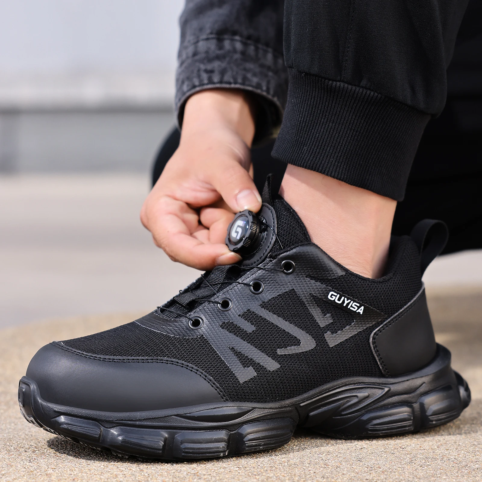 Men's work shoes, shockproof, lightweight, all-season style with rotating buttons