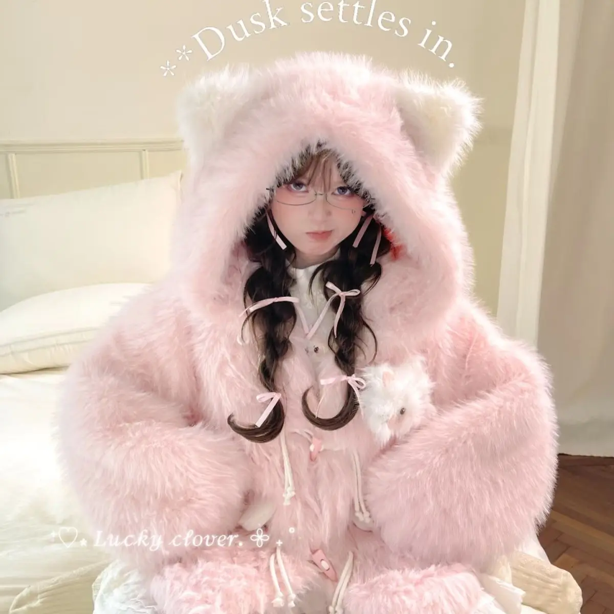 

Japan Sweet And Cute Cat Three-Dimensional Animal Ears Hooded Thick Velvet Coat To Keep Warm Autumn Winter New Women'S Clothing