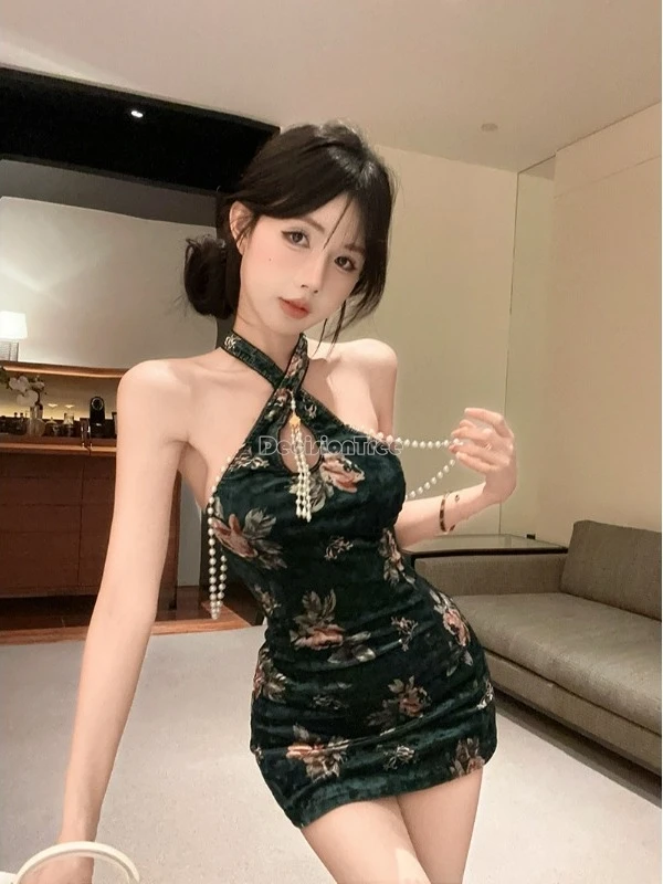 

2025 new chinese improved style sleeveless hollow put cheongsam halter dress sexy summer flower pirnted qipao dress for women