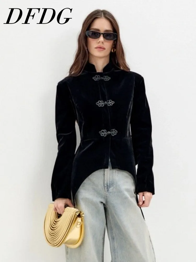 

Женская бархатная куртка DFDG Весна 2026 с воротником-стойкой, застежкой на пуговицах-лягушках, асимметричным подолом, приталенная, элегантная, в китайском стиле, верхняя одежда