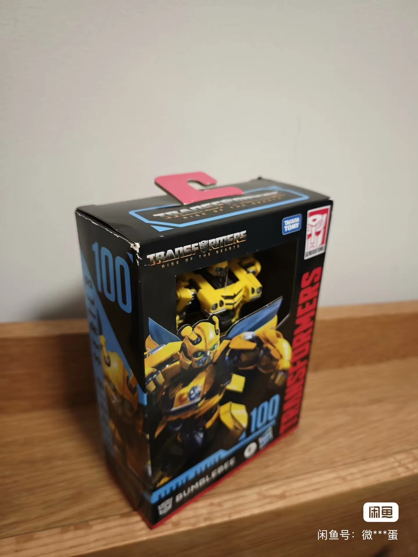 

Takara Tomy Transformers Studio Series SS100 Bumblebee Transformers Toys Anime action figure Model Toys ornament birthday gifts
