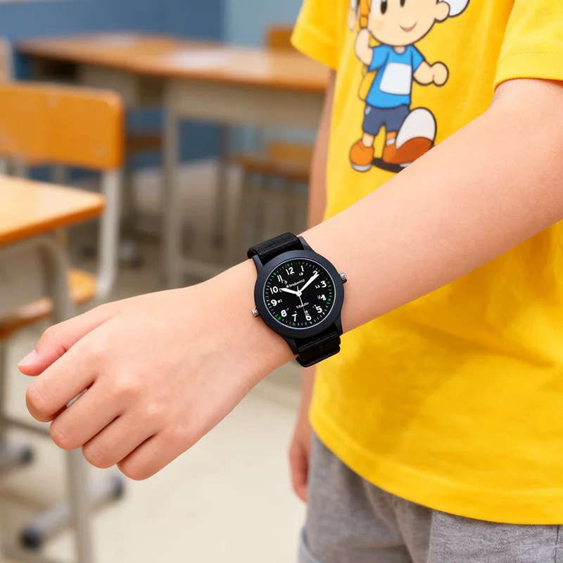 New Boys Breathable Canvas Outdoor Sports Children's Watch for Middle and Primary School Students, Quartz Waterproof Electronic