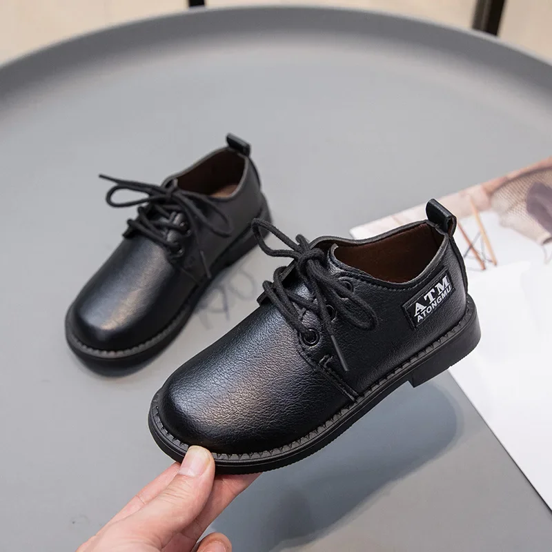 Kinder Leders chuh vier Jahreszeiten vielseitige schwarze Schuhe für Jungen Schule kausale Mode Kinder formelle Uniform flache Schuhe rutsch fest